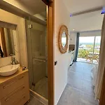 Le Cocon Marin , Vue , Clim , Parking , Piscine Lejlighed Antibes