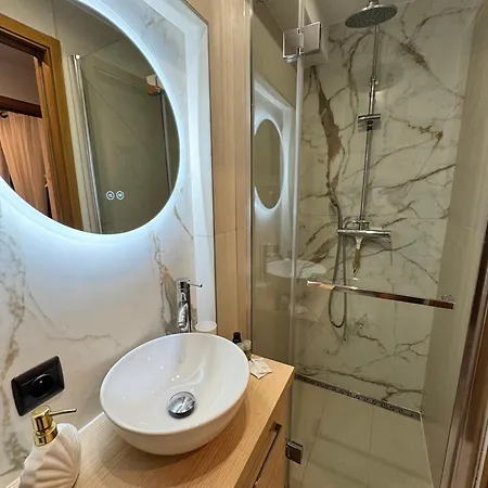 Le Cocon Marin , Vue , Clim , Parking , Piscine Apartamento *